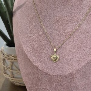 Gold Heart Pendant Necklace